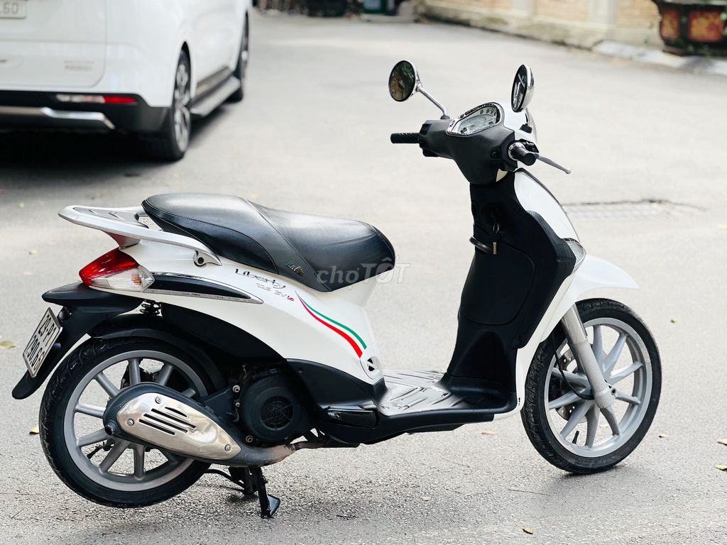 LIBERTY 125 3V IE BIỂN HÀ NỘI ĐỜI CHÓT. Mua bán Xe máy tại Quận Cầu Giấy Hà Nội được đăng bởi Đỗ Mai hình 5
