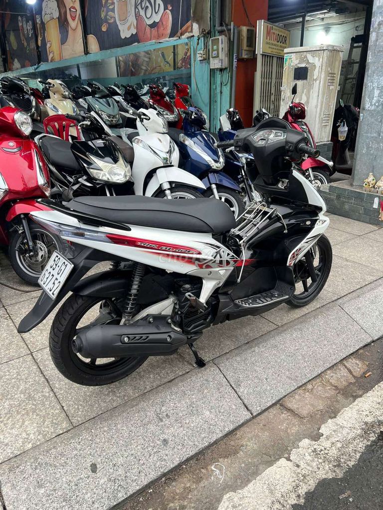 Honda Air Blade FI 2010 Thái Lan Trắng Đen Đỏ