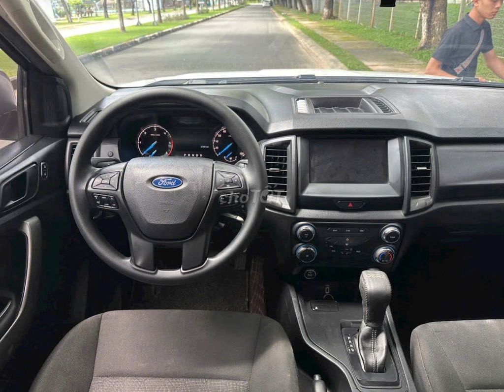 Ranger 2020 XLS AT hỗ trợ ngân hàng toàn quốc. Mua bán Ô tô tại Quận 12 Tp Hồ Chí Minh được đăng bởi NHI Ô TÔ AN SƯƠNG hình 9