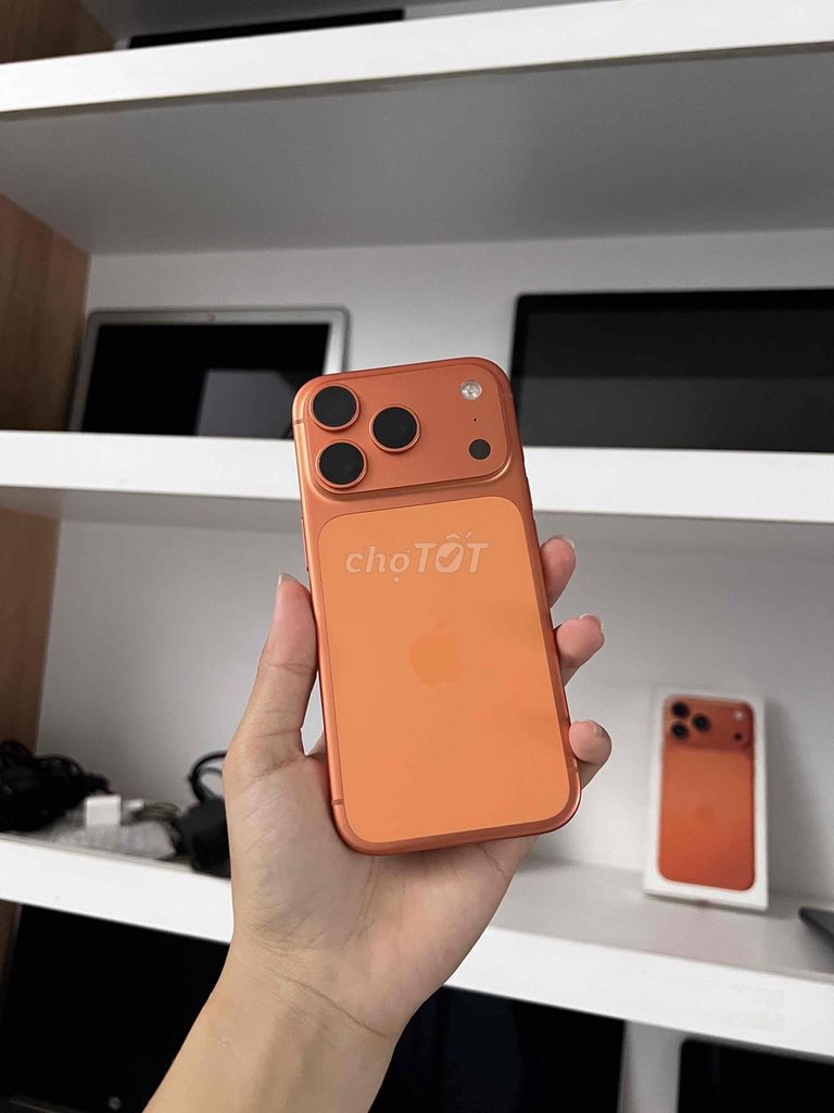 Apple iPhone 17 Pro 256GB Cam  1 vật lý / 1 esim. Mua bán Điện thoại tại Quận 12 Tp Hồ Chí Minh được đăng bởi Gamy Nguyễn hình 1