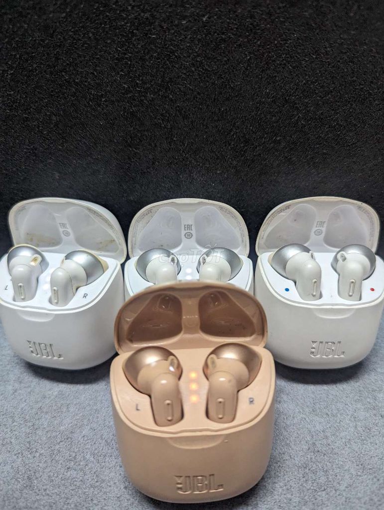 Tai nghe JBL Tune 225 Trắng Còn ngon. Mua bán Tivi, Âm thanh tại Quận Gò Vấp Tp Hồ Chí Minh được đăng bởi  phát hình 1