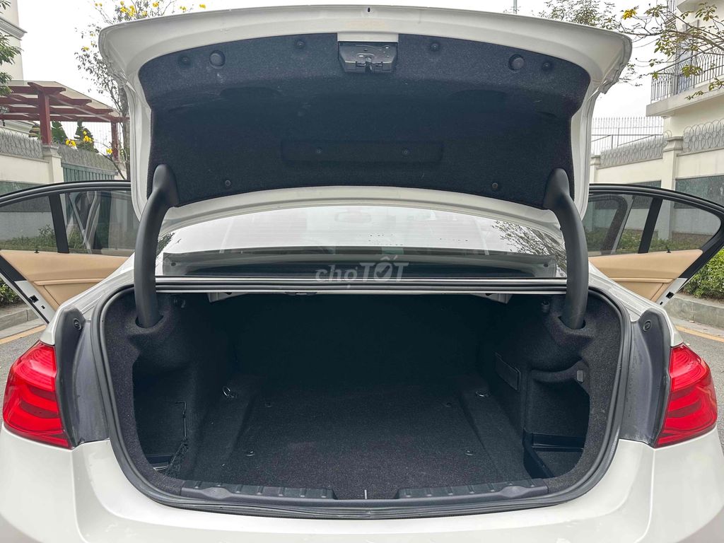 BMW 3 Series 2015 320i - 96839 km. Mua bán Ô tô tại undefined undefined được đăng bởi TIẾN QUÂN CAR hình 20