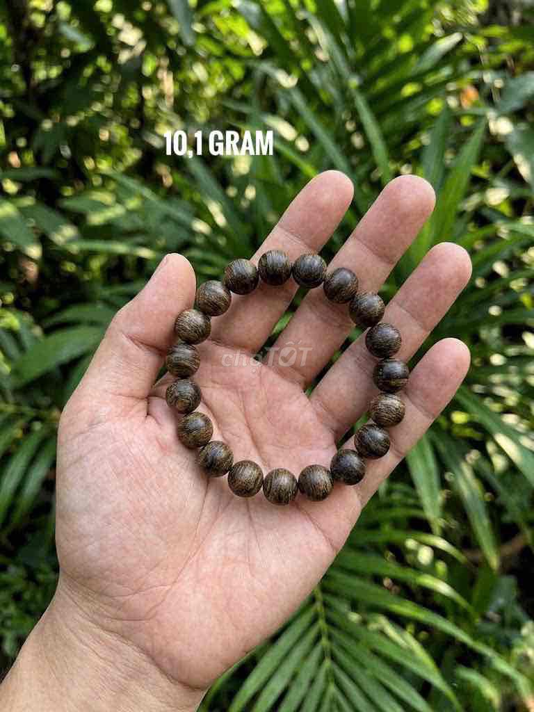 Vòng tay Trầm hương tự nhiên Cận chìm cao cấp. Mua bán Phụ kiện thời trang khác tại Huyện Tiên Phước Quảng Nam được đăng bởi Trầm Hương Tâm Đức hình 1