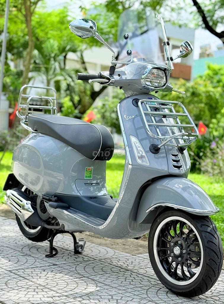 Vespa sprint 2024 đi 1 ngàn cây. như xe mới dắt ra. Mua bán Xe máy tại Quận Sơn Trà Đà Nẵng được đăng bởi AN  chuyên mua bán xe máy cũ tại 386 ngô quyền sơn trà đà nẵng  BÁN XE TRẢ GÓP hình 4