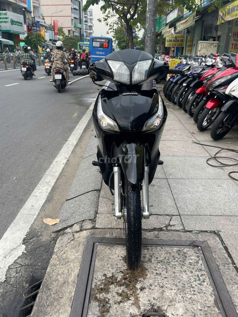 Honda future mập FI 2014 mới 90% biển số 37. Mua bán Xe máy tại Quận Tân Phú Tp Hồ Chí Minh được đăng bởi Tuanduy hình 6