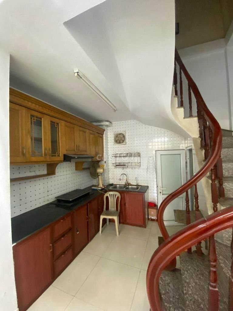 Bán nhà Đường Láng, Đống Đa, 45m2, 4 tầng, nhỉnh 8 tỷ