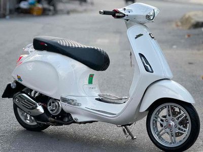 vespa 125 dọn full kiễng đẹp keng nợ xấu trả 50% ạ. Mua bán Xe máy tại Quận Bình Tân Tp Hồ Chí Minh được đăng bởi Xe Máy Qúy Le hình 1