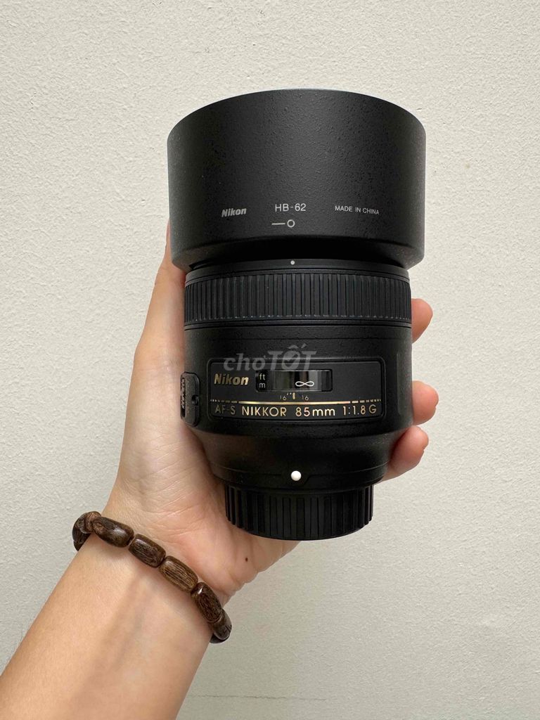 Nikon 85mm F1.8 G đẹp nguyên zin .