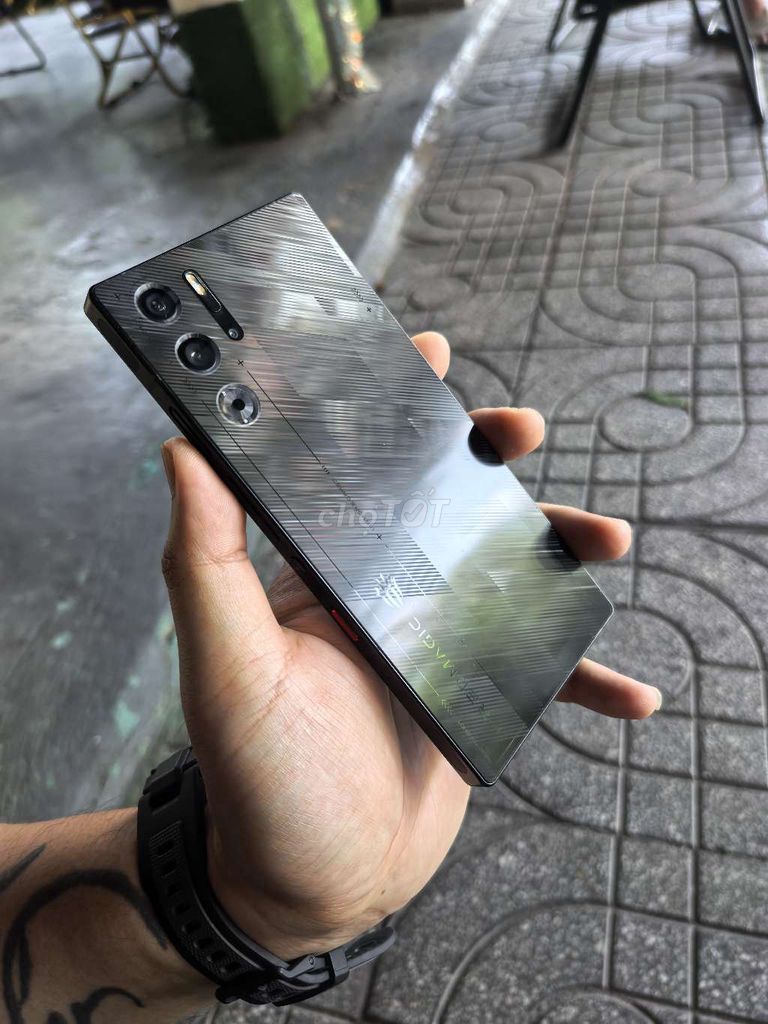 Redmagic 9S Pro Đen Cacbon 12GB/256GB. Mua bán Điện thoại tại Quận Bình Tân Tp Hồ Chí Minh được đăng bởi Nguyễn P Nguyên  hình 1