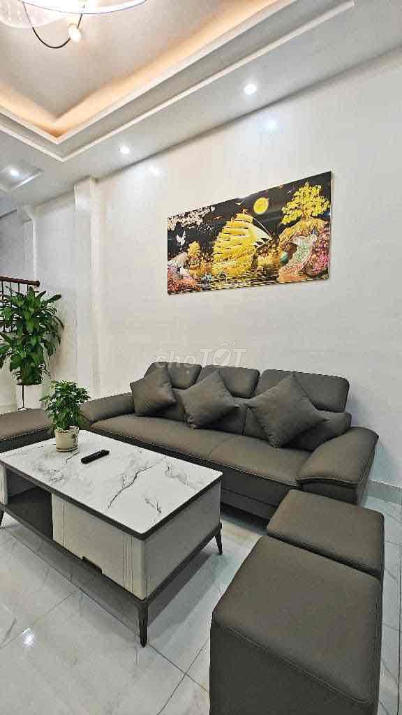 Vip Trường Chinh, 37m2 6 Tầng , Thang Máy, Full Nội Thất ,Ở Ngay