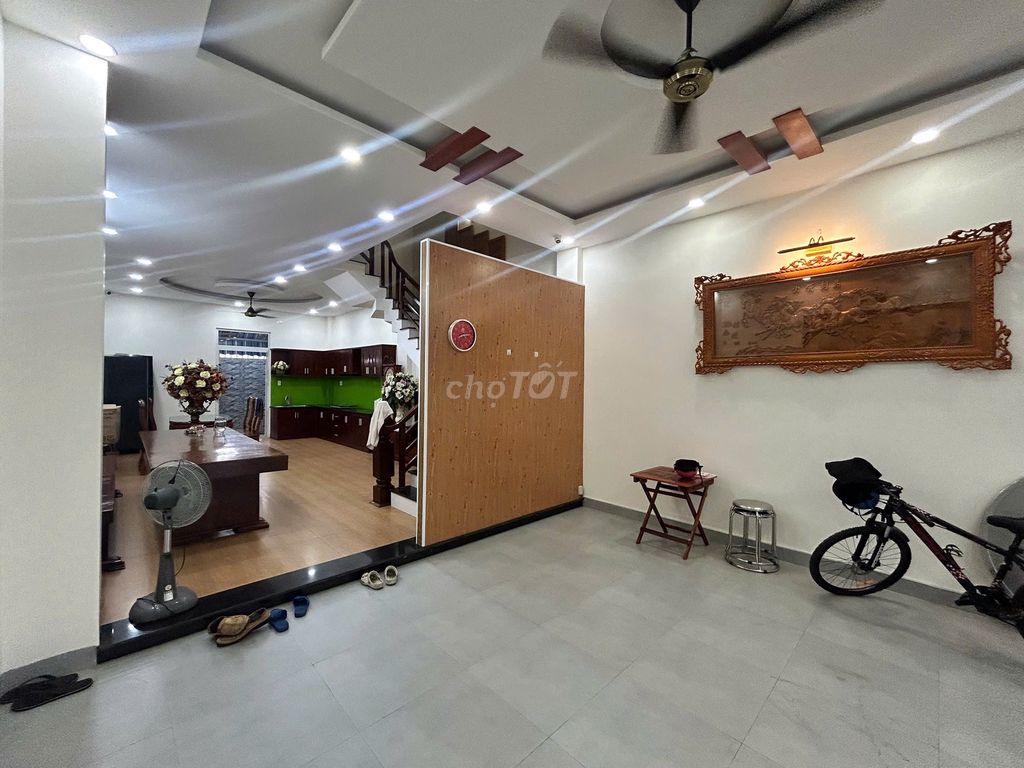 Rent · 3 bd · 82 м² · Thành phố Nha Trang, ул. Hà Quang 2