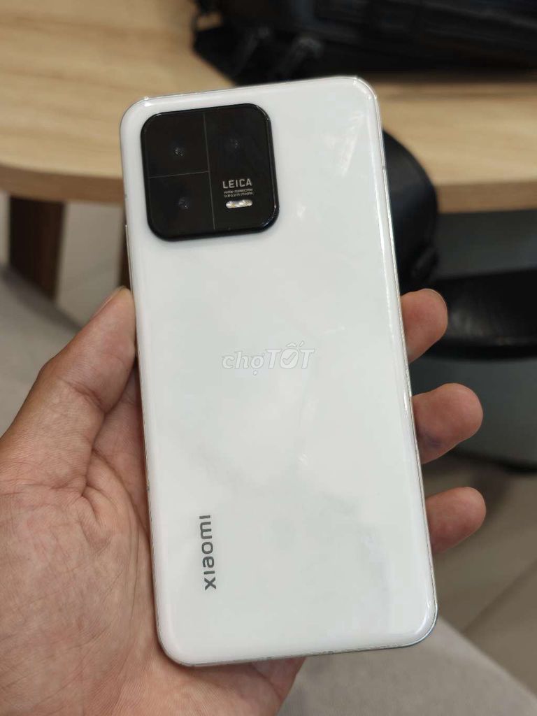 Xiaomi 13 256GB Trắng. Mua bán Điện thoại tại Thành phố Thủ Đức Tp Hồ Chí Minh được đăng bởi Hải Nam Store hình 1