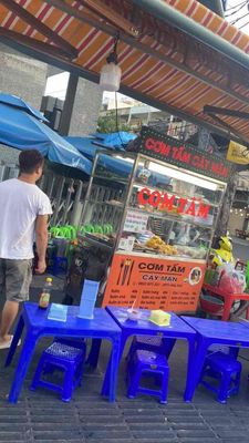 cơm tấm cây mận logo