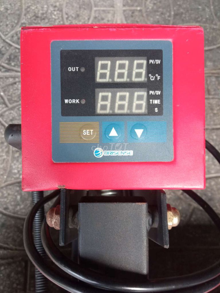 Máy ép nhiệt 2400W Đỏ. Mua bán Đồ chuyên dụng, Giống nuôi trồng tại Quận Ninh Kiều Cần Thơ được đăng bởi Hữu Đức hình 1