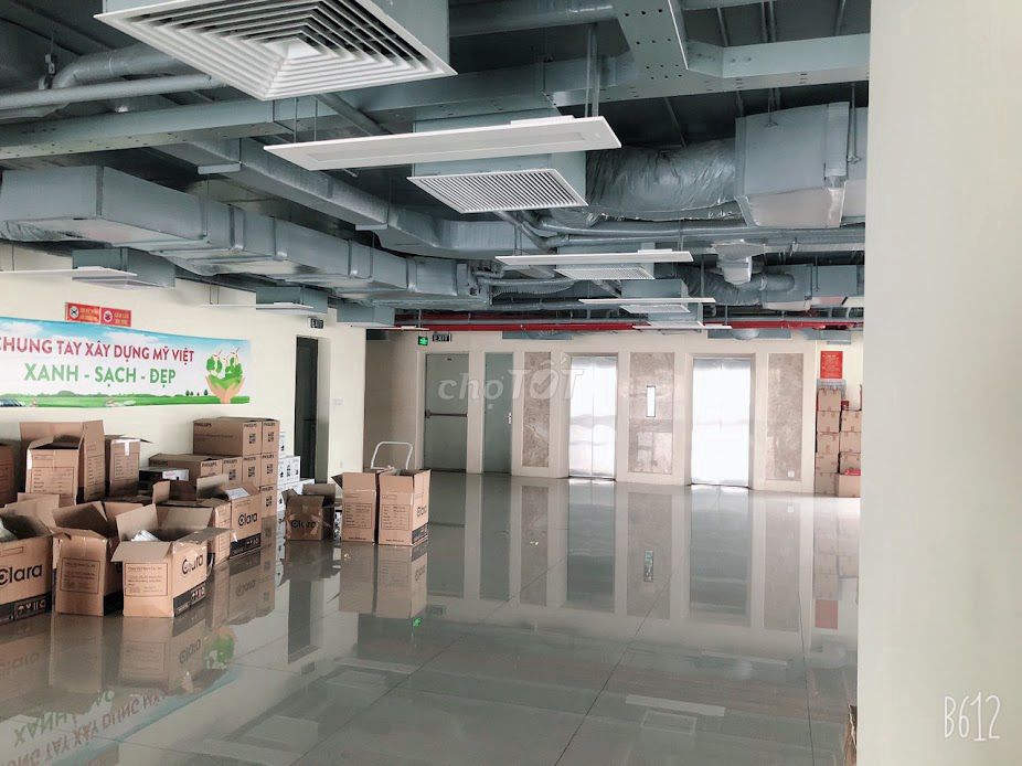 Cho thuê văn phòng phố chùa láng,đống đa,dtsd 110m2,thông sàn