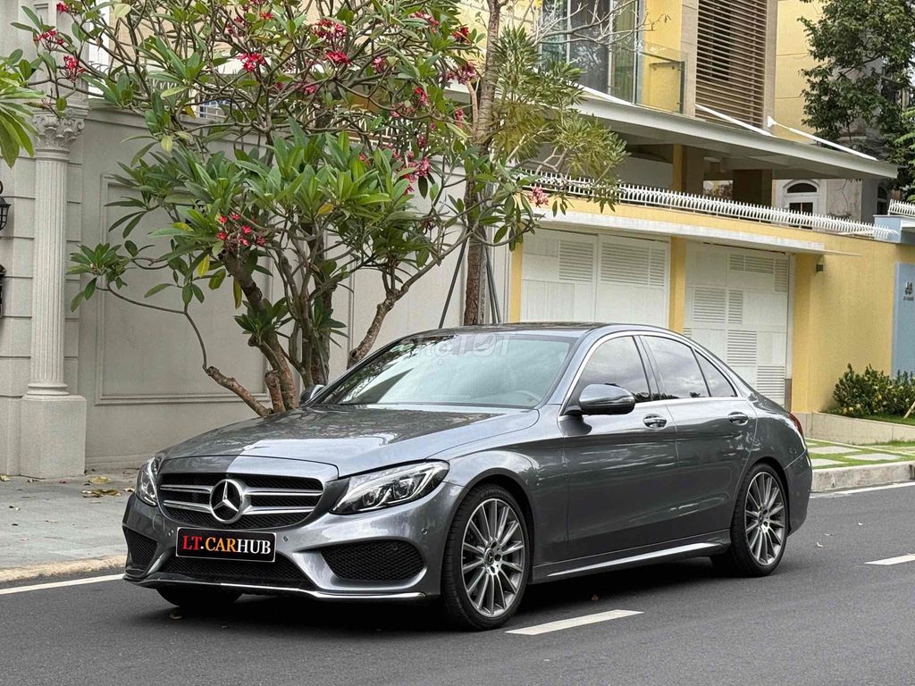 Mercedes C300 AMG model 18 1 chủ từ đầu siêu đẹp