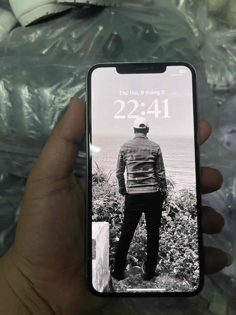 Apple iPhone 11 Pro Max Bạc. Mua bán Điện thoại tại Quận Sơn Trà Đà Nẵng được đăng bởi Trần Quang Trịnh hình 1