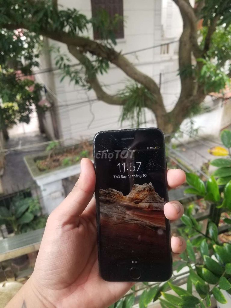 Iphone 7 quốc tế. Mua bán Điện thoại tại Thành phố Vĩnh Yên Vĩnh Phúc được đăng bởi Khoa  hình 1