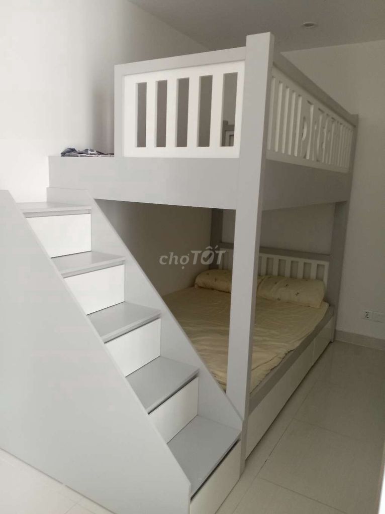 Giường tầng Gỗ Xám mới kèm 2 đệm. Mua bán Giường, chăn ga gối nệm tại Quận Long Biên Hà Nội được đăng bởi Nguyễn Chí anh hình 1