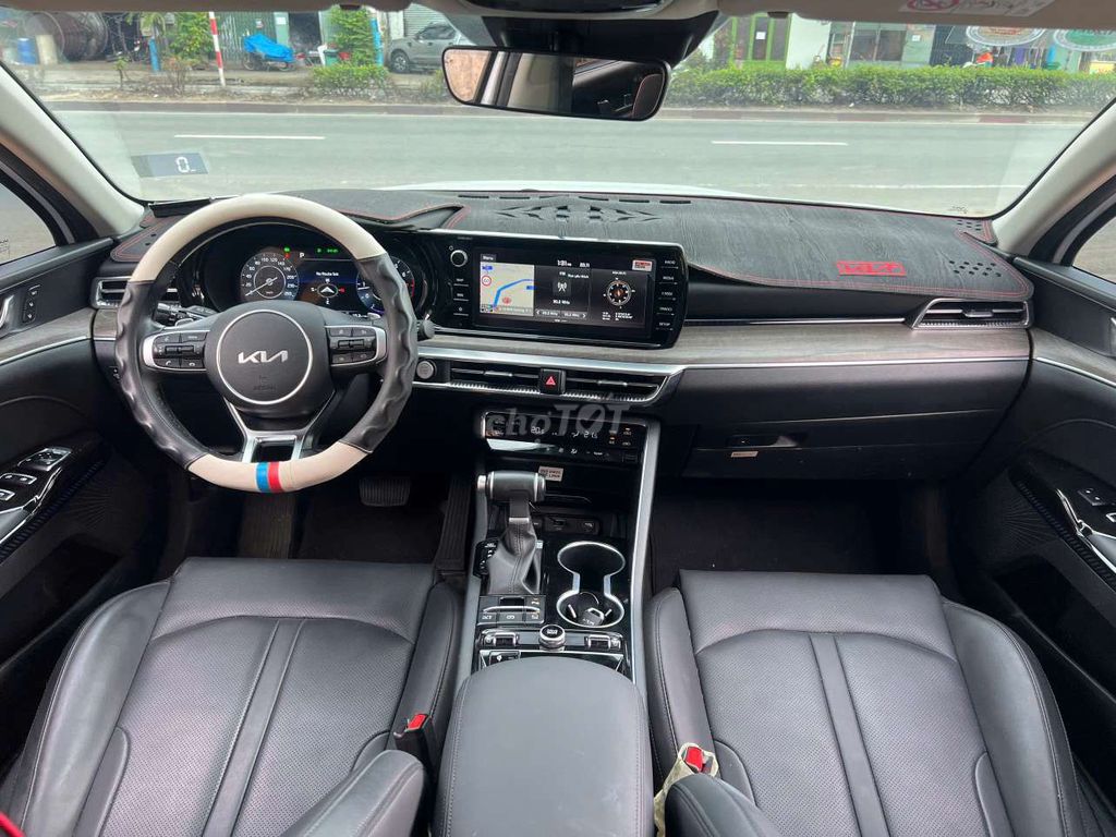 KIA K5 2023 Luxury 8000 km Trắng. Mua bán Ô tô tại Thành phố Thủ Đức Tp Hồ Chí Minh được đăng bởi BÌNH VÌNH PHÚ CHUYÊN XE LƯỚT BAO TEST HÃNG  hình 10