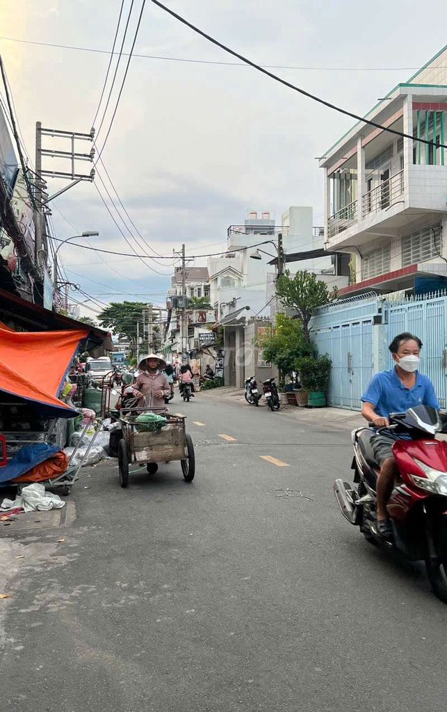 MẶT TIỀN KHUÔNG VIỆT, SÁT Tân Bình, 8x17m, nhà C4, nhỉn 18 tỷ