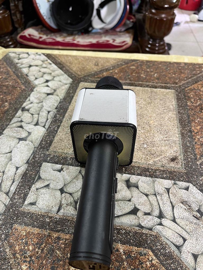 Mic karaoke Đen, Trắng. Mua bán Tivi, Âm thanh tại Quận Hoàng Mai Hà Nội được đăng bởi Kairiyeudau hình 1