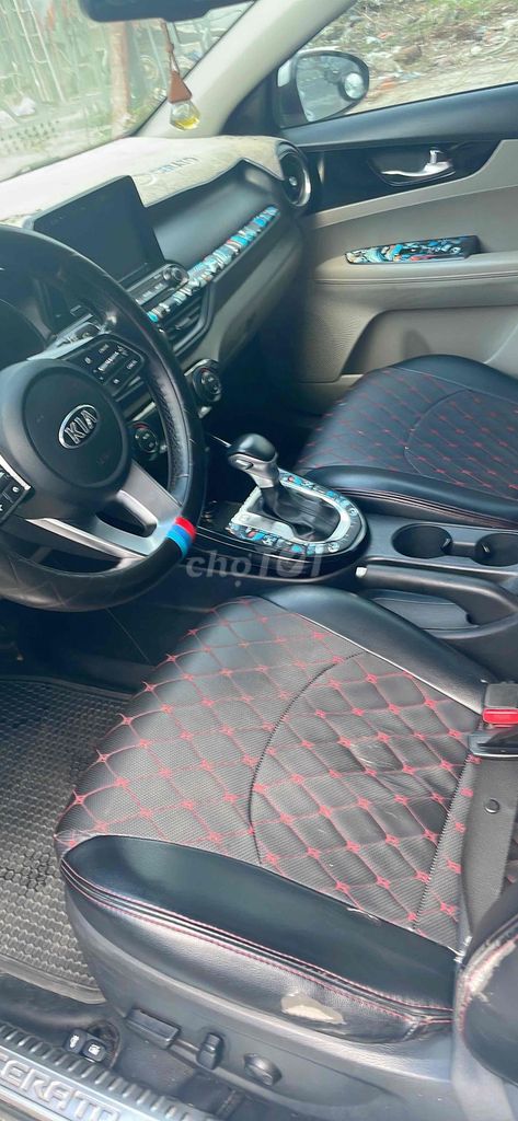 Kia Cerato mẫu mới đăng kí 2019 - 95000 km. Mua bán Ô tô tại Thành phố Dĩ An Bình Dương được đăng bởi Phan văn Độ hình 11