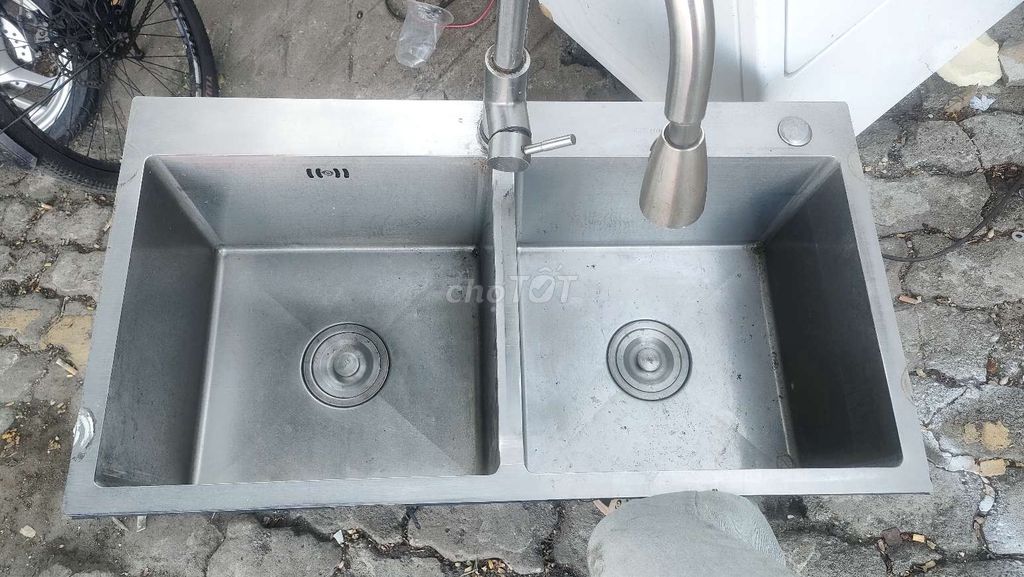 Bồn rửa chén Inox 304 2 ngăn Bạc. Mua bán Dụng cụ nhà bếp tại Quận Sơn Trà Đà Nẵng được đăng bởi Lê thi tuyển hình 1