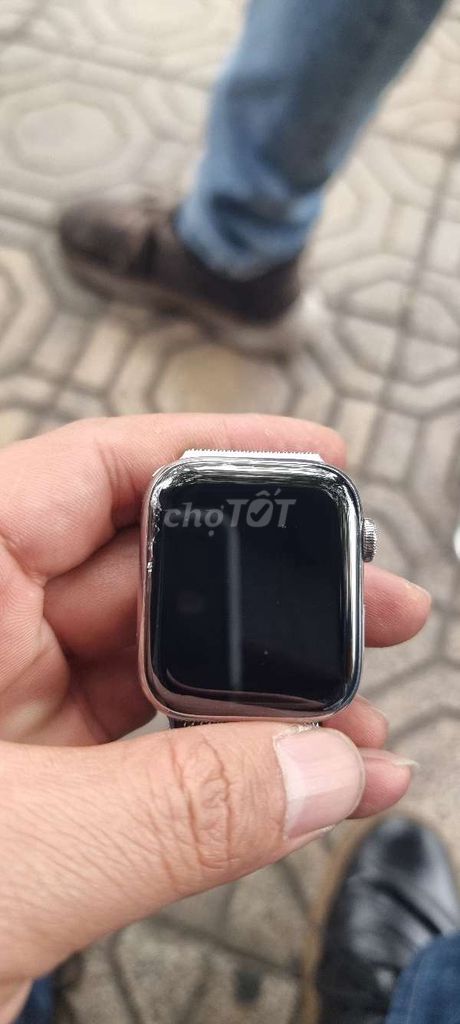 Apple watch 4