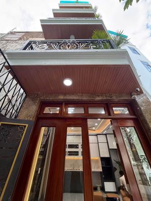 Nhà 5 tầng sát Hồ Đền Lừ, full đồ, view thoáng
