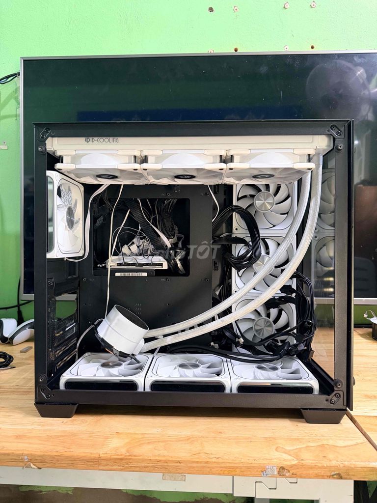 Case máy tính Kính Đen. Mua bán Linh kiện (RAM, Card...) tại Quận Cái Răng Cần Thơ được đăng bởi GAMESTORE 1992 hình 1