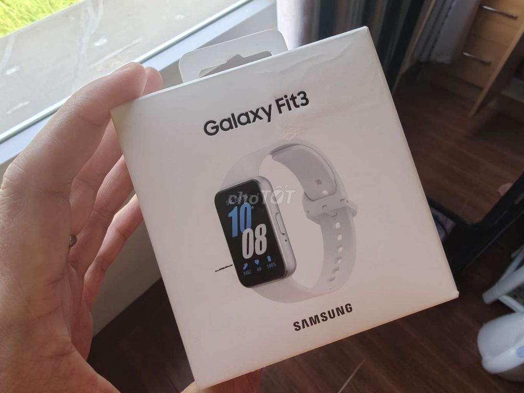 Samsung Galaxy Fit 3. Mua bán Thiết bị đeo thông minh tại Thành phố Cà Mau Cà Mau được đăng bởi DuLo hình 1
