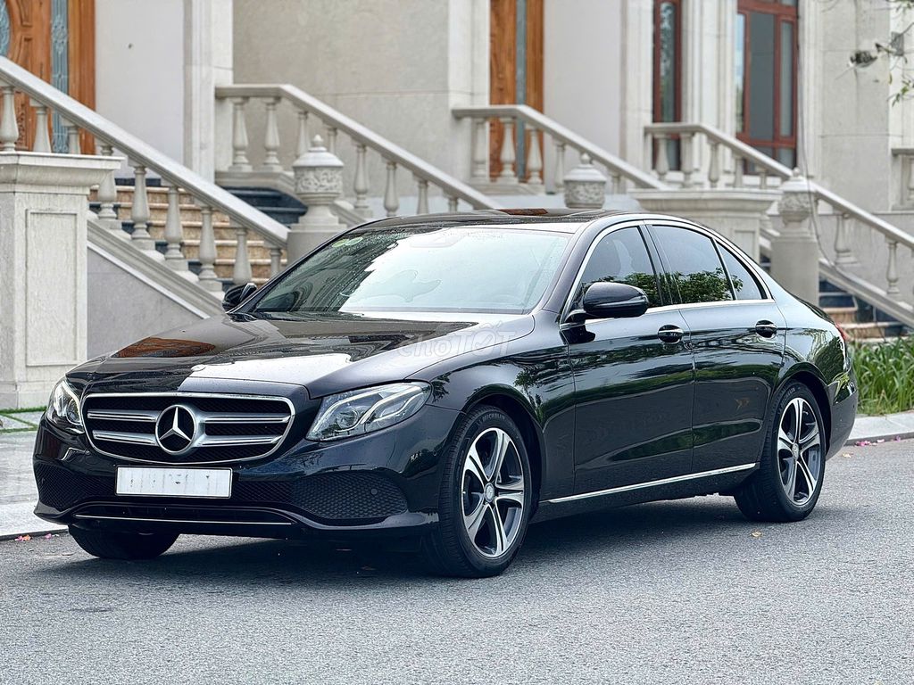 Mercedes Benz E250. Mua bán Ô tô tại Thành phố Thủ Đức Tp Hồ Chí Minh được đăng bởi Thành hình 3