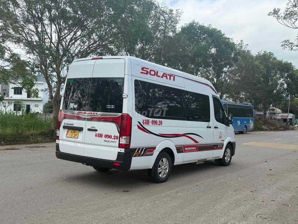 Hyundai Solati 2019 Hyundai Solati - 180000 km. Mua bán Ô tô tại Thị xã Thái Hòa Nghệ An được đăng bởi trường lâm hình 5