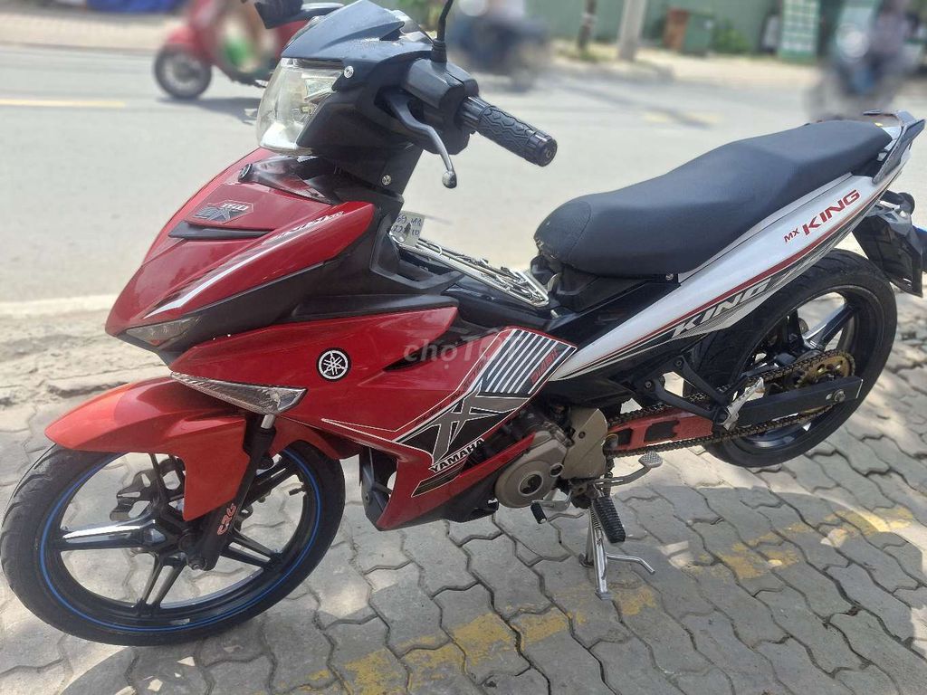 Возбудитель Yamaha 150 2015 красный