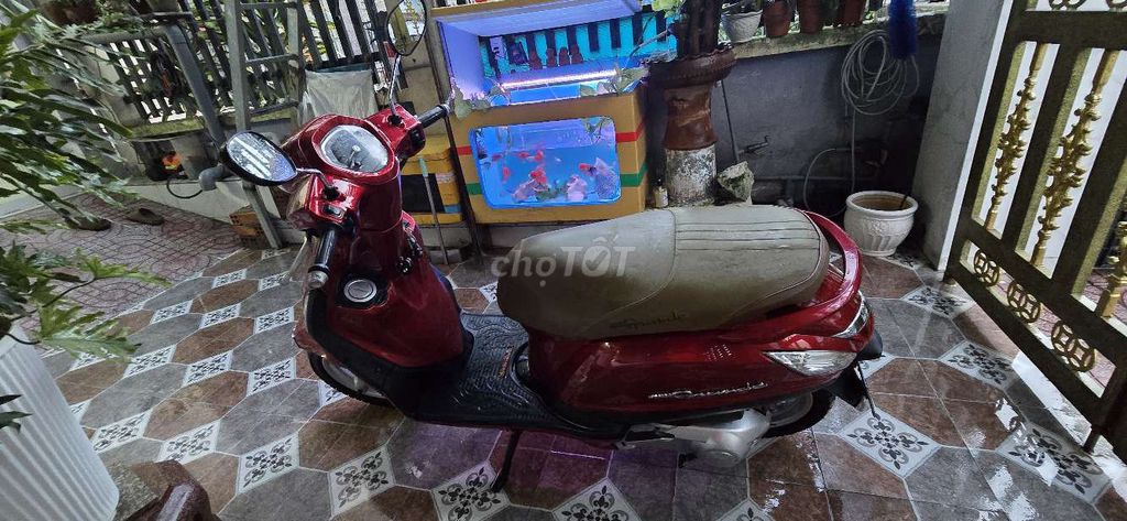 Yamaha Grande 125cc Красный