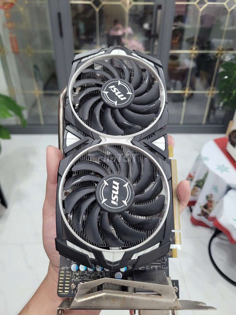 Card màn hình RX580 2048 SP 8GB MSI ARMOR