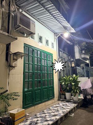 Аренда · 3 комн. · 40 м² · Quận Bình Thạnh, ул. Đường Phú Mỹ