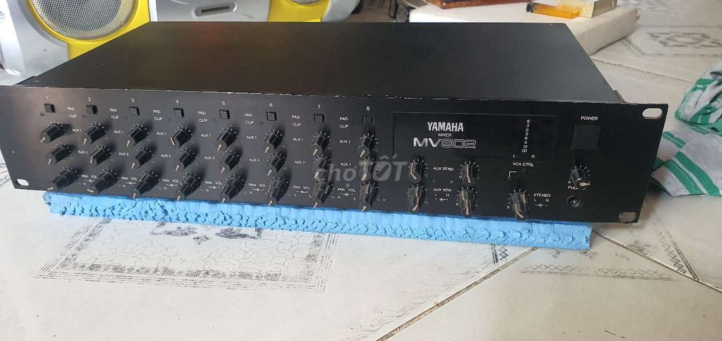 Bàn trộn âm thanh Yamaha MV802. Mua bán Tivi, Âm thanh tại Quận Liên Chiểu Đà Nẵng được đăng bởi ÂM THANH BÃI NHẬT  hình 1