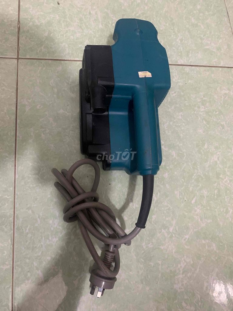 Máy nhám tăng Makita 9910. Mua bán Đồ chuyên dụng, Giống nuôi trồng tại Thành phố Cam Ranh Khánh Hòa được đăng bởi Trung Nguyên hình 1