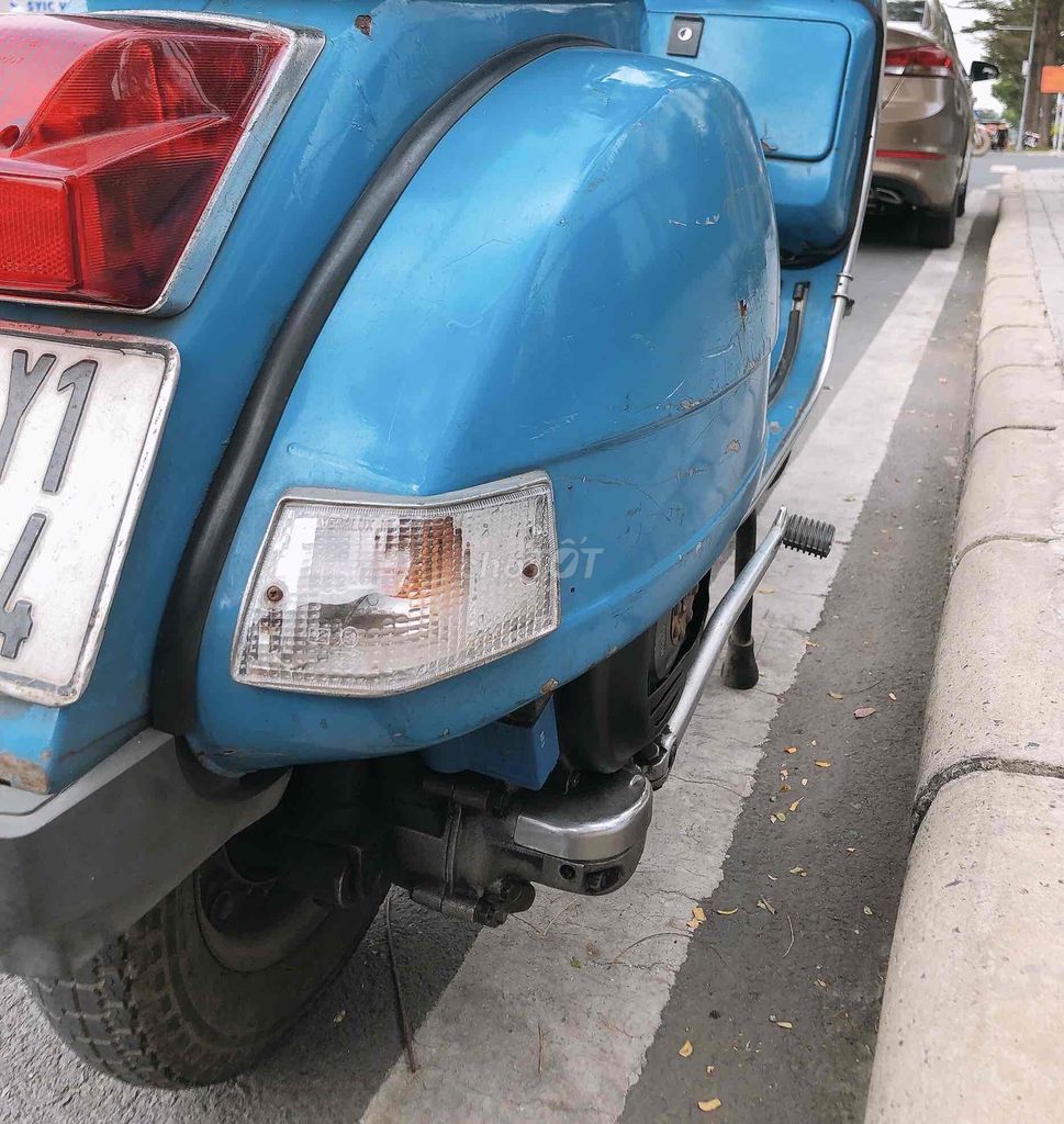 Vespa Px 82, máy siêu ngon, giấy tờ đầy đủ theo xe