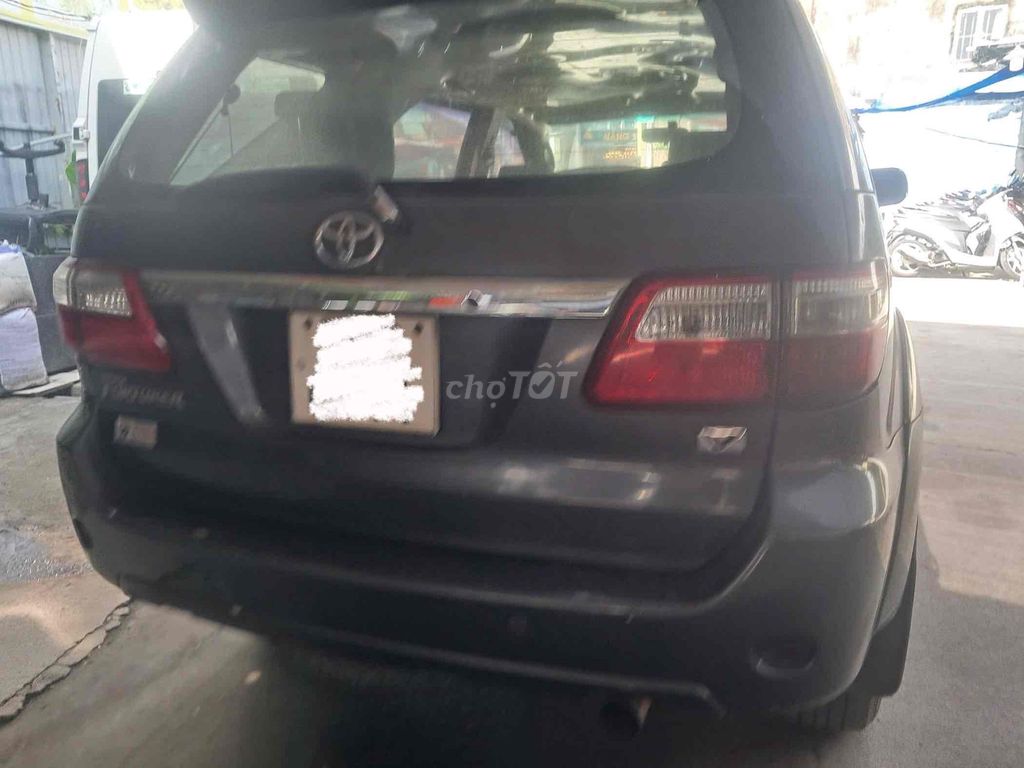 Toyota Fortuner 2010 2.5G - 150000 km. Mua bán Ô tô tại Quận 7 Tp Hồ Chí Minh được đăng bởi Khánh Linh hình 3