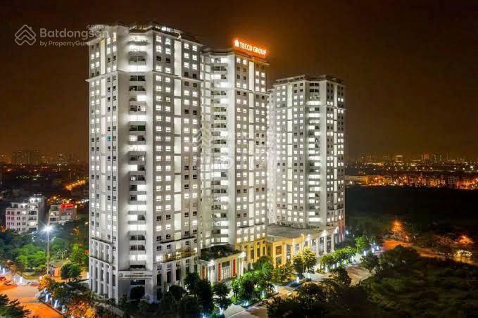 Владелец продает 4-комнатную (148 м²) угловую квартиру, полную роскошной мебели