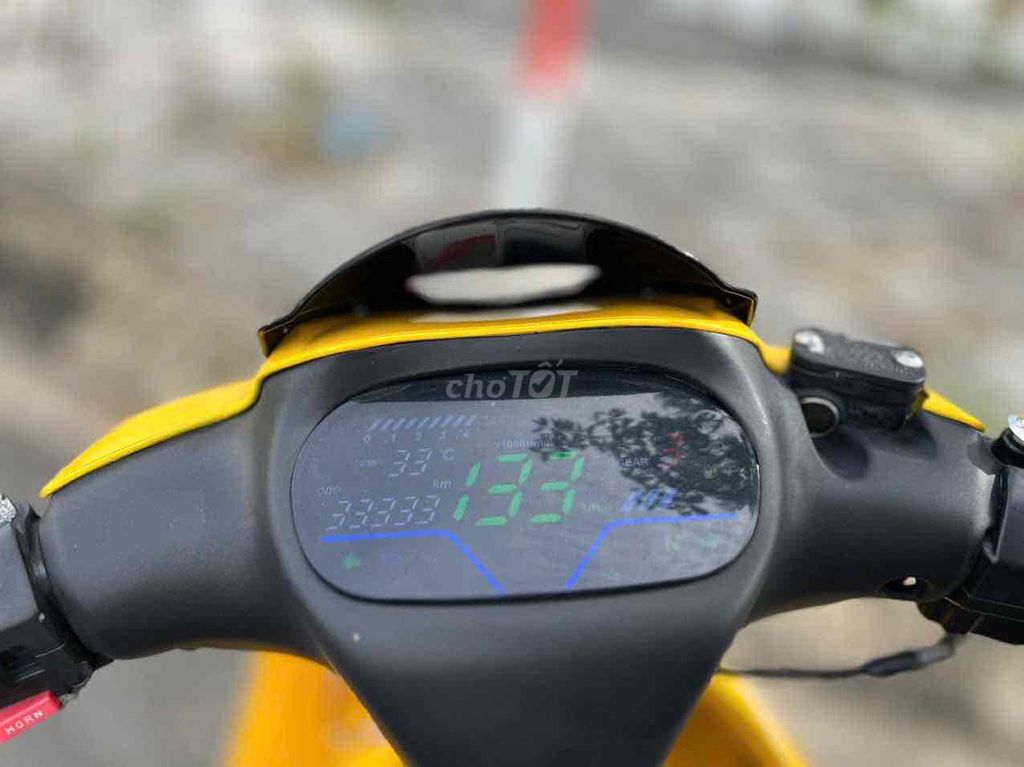 Yamaha Yaz 125 Vàng 125cc 33338 km. Mua bán Xe máy tại Thành phố Rạch Giá Kiên Giang được đăng bởi Cầm Đồ 68 hình 3