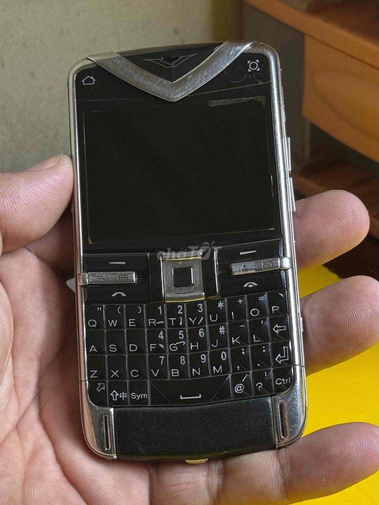 Xác Vertu Quest còn đẹp (giá 2500k). Mua bán Điện thoại tại Quận Tân Bình Tp Hồ Chí Minh được đăng bởi Chuyên Bán Đồ 2hand hình 1