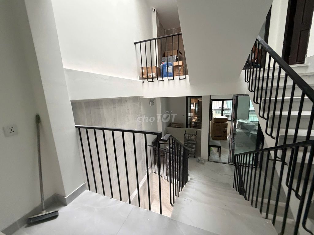 Rent · 8 bd · 100 м² · Quận Ngũ Hành Sơn, ул. MỸ AN