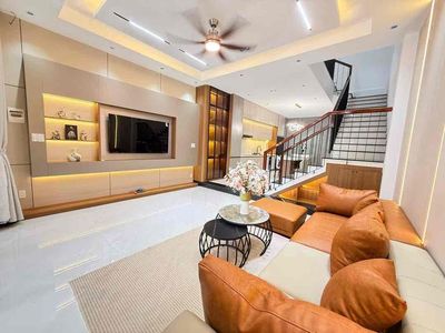 Rent · 3 bd · 100 м² · Quận Ngũ Hành Sơn, ул. Tô Hoài