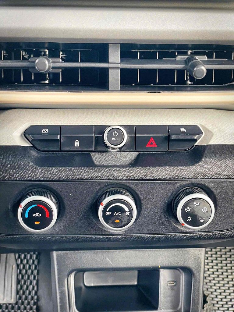 VinFast VF3 2025 - 2000 km. Mua bán Ô tô tại Huyện Gia Lâm Hà Nội được đăng bởi Thái Hoàng Long Auto hình 11