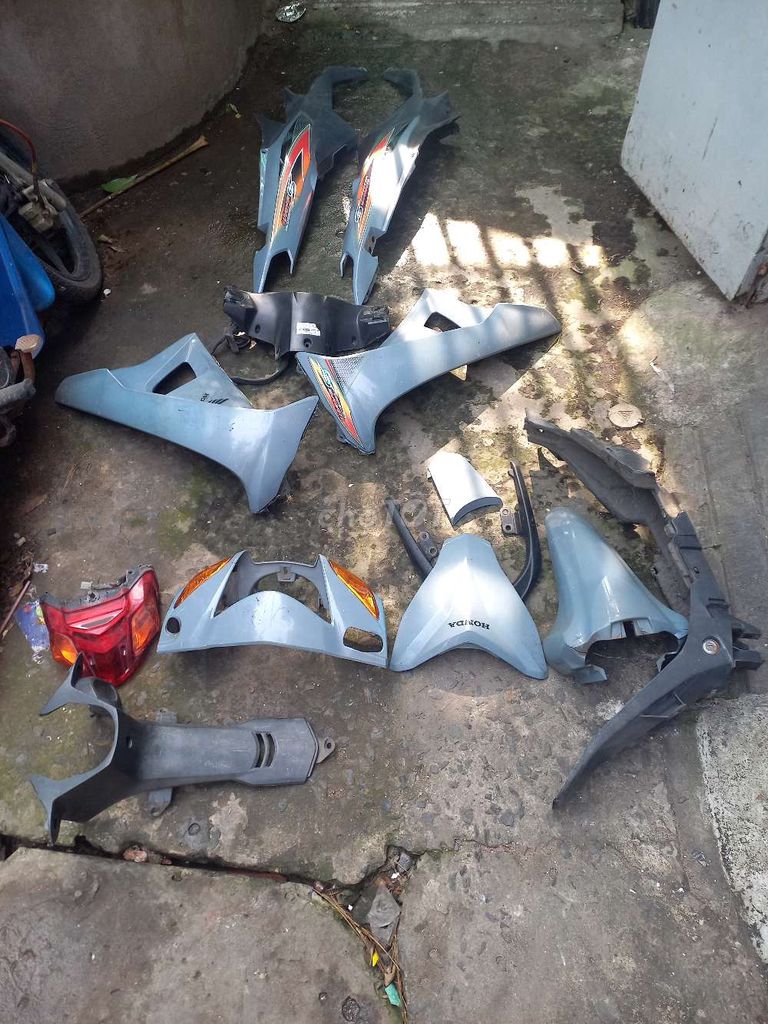 Phụ tùng Honda Wave A 110 Nhựa Xám Đã sử dụng. Mua bán Phụ tùng xe tại Quận 6 Tp Hồ Chí Minh được đăng bởi Tèo Em hình 1