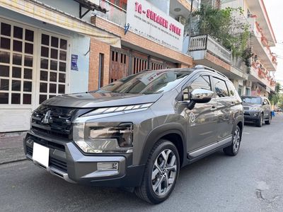 Bán Mitsubishi Xpander Cross 2022 Xám 82000 km
